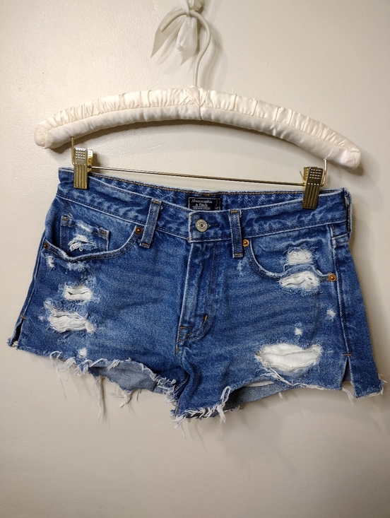 Abercrombie & Fitch Distressed Low-Rise Blue Denim Cutoff Bootie Shorts - Picture 5 of 5